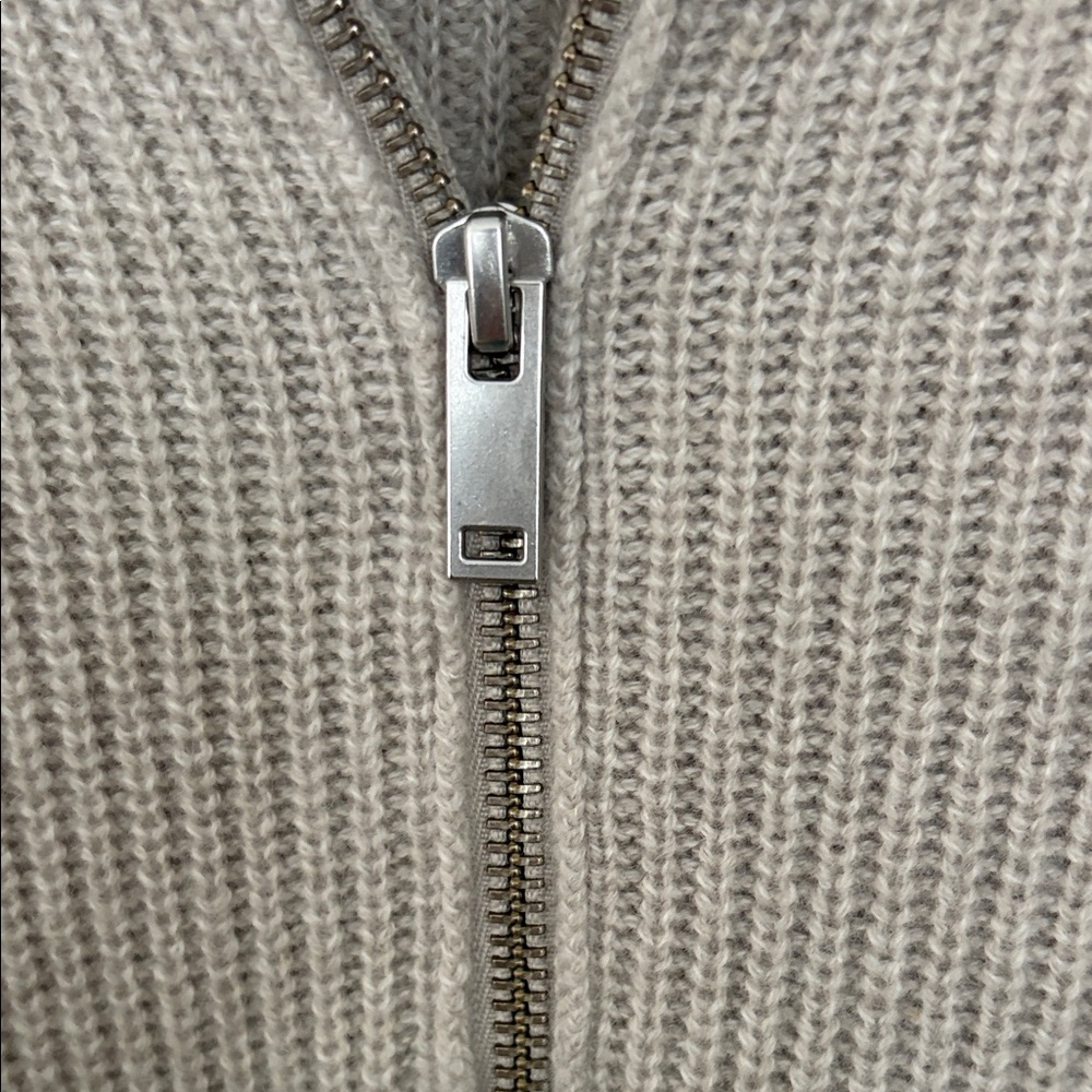 Mongolian cashmere quarter zip sweater - Picture 4 of 8
